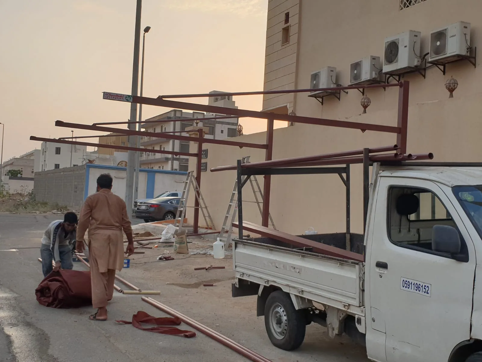 تنفيذ مظلات سيارات - نموذج 78