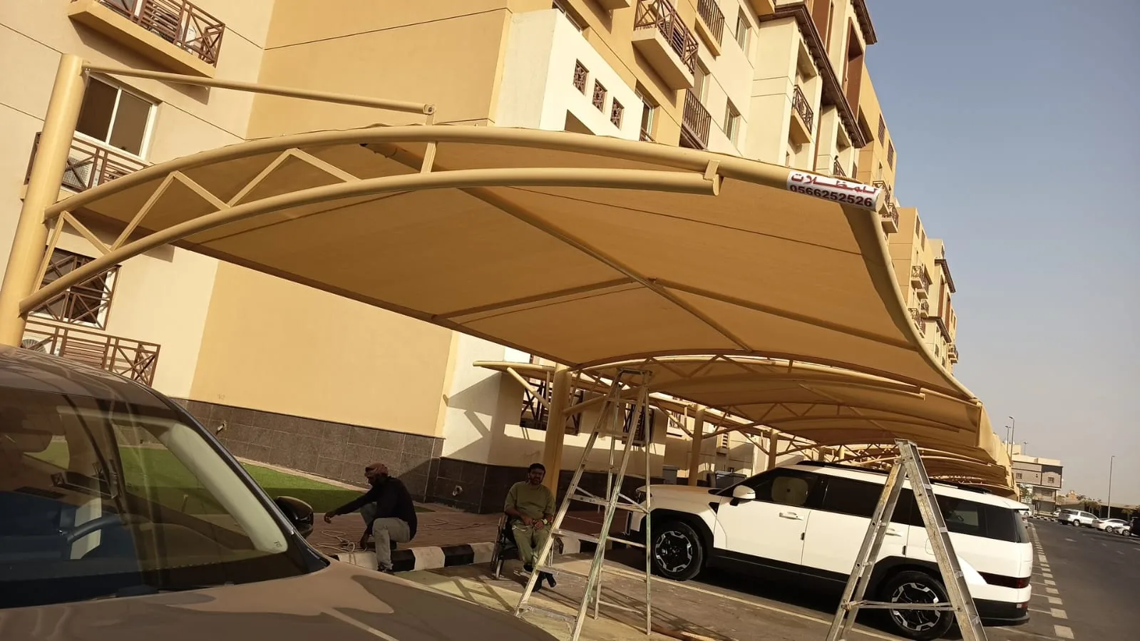 تنفيذ مظلات سيارات - نموذج 123